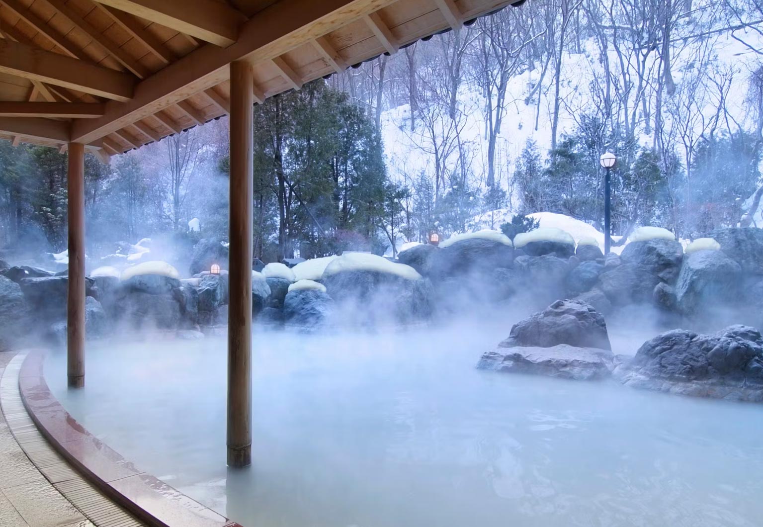 일본 북해도 삿포로 출발 노보리베츠 쇼와 신산, 도야, 니세코 버스 투어 여행